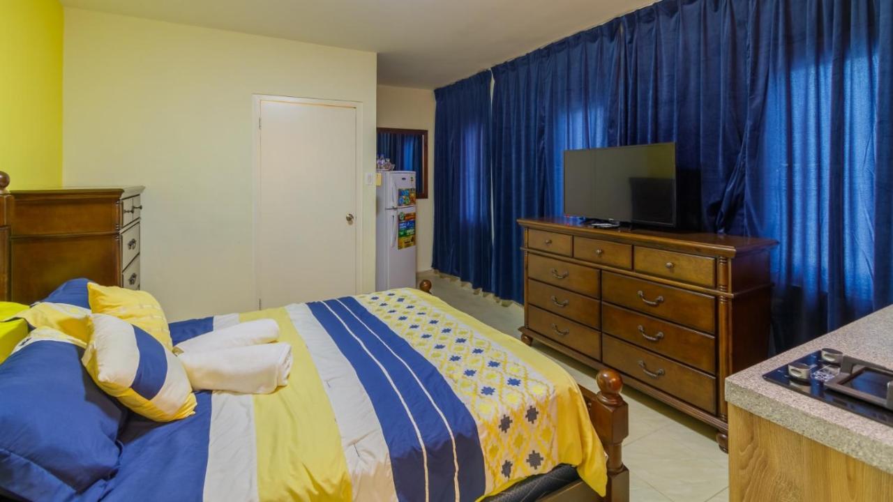 Omira Apartment Suites 威廉斯塔德 外观 照片